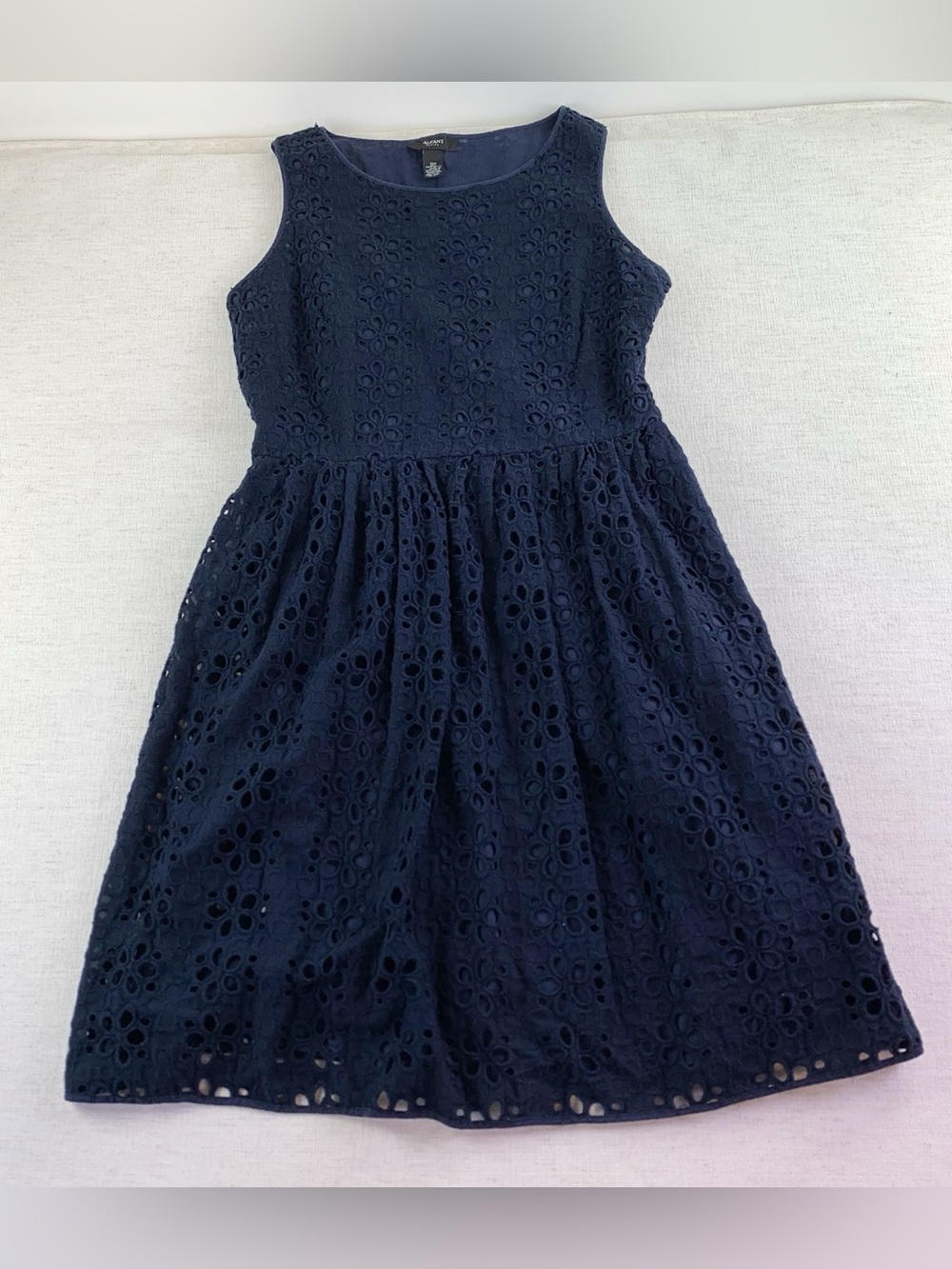Alfani Petite Sleeveless eyelet Fit-and-Flare Dress navy blue cotton size 12P